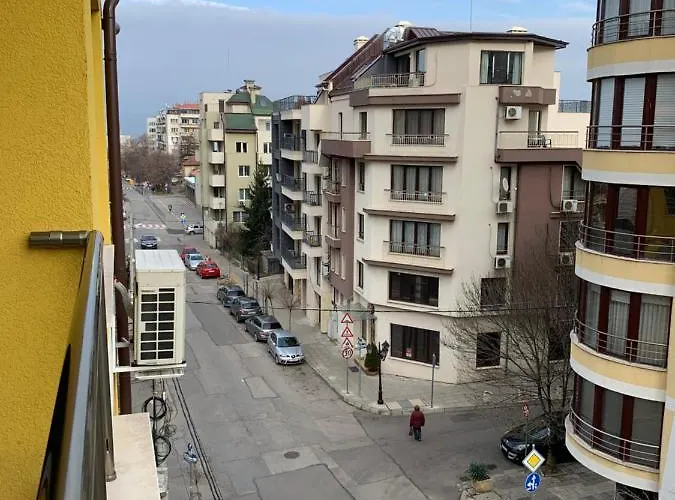 Niko's Deluxe * Sofia